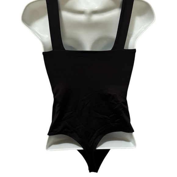 Abercrombie & Fitch Soft Collection Black Thong Bodysuit Sz M Rusched Bust - Picture 4 of 5